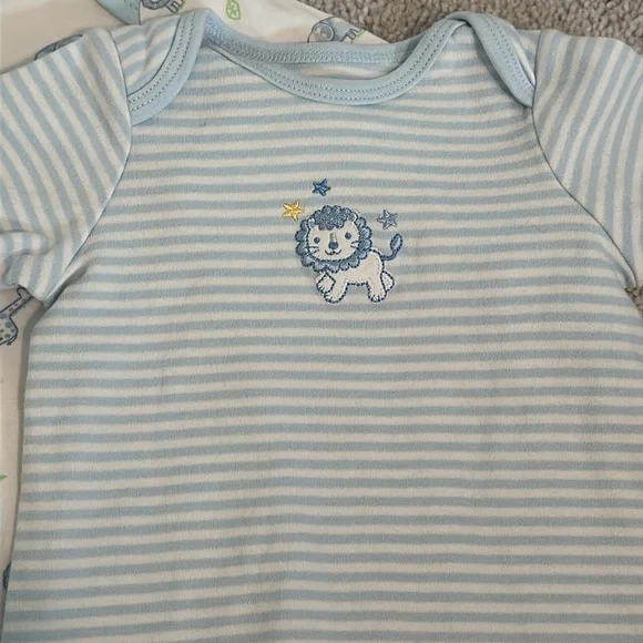 LittleMe 2pc Nightgown Lion Zoo Animal Print Strips Size 0-3mon - Picture 3 of 5